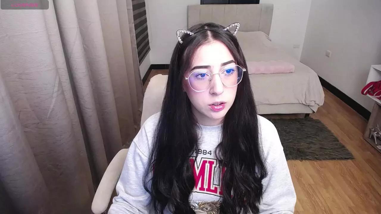 kitty_ashley on Cam4 