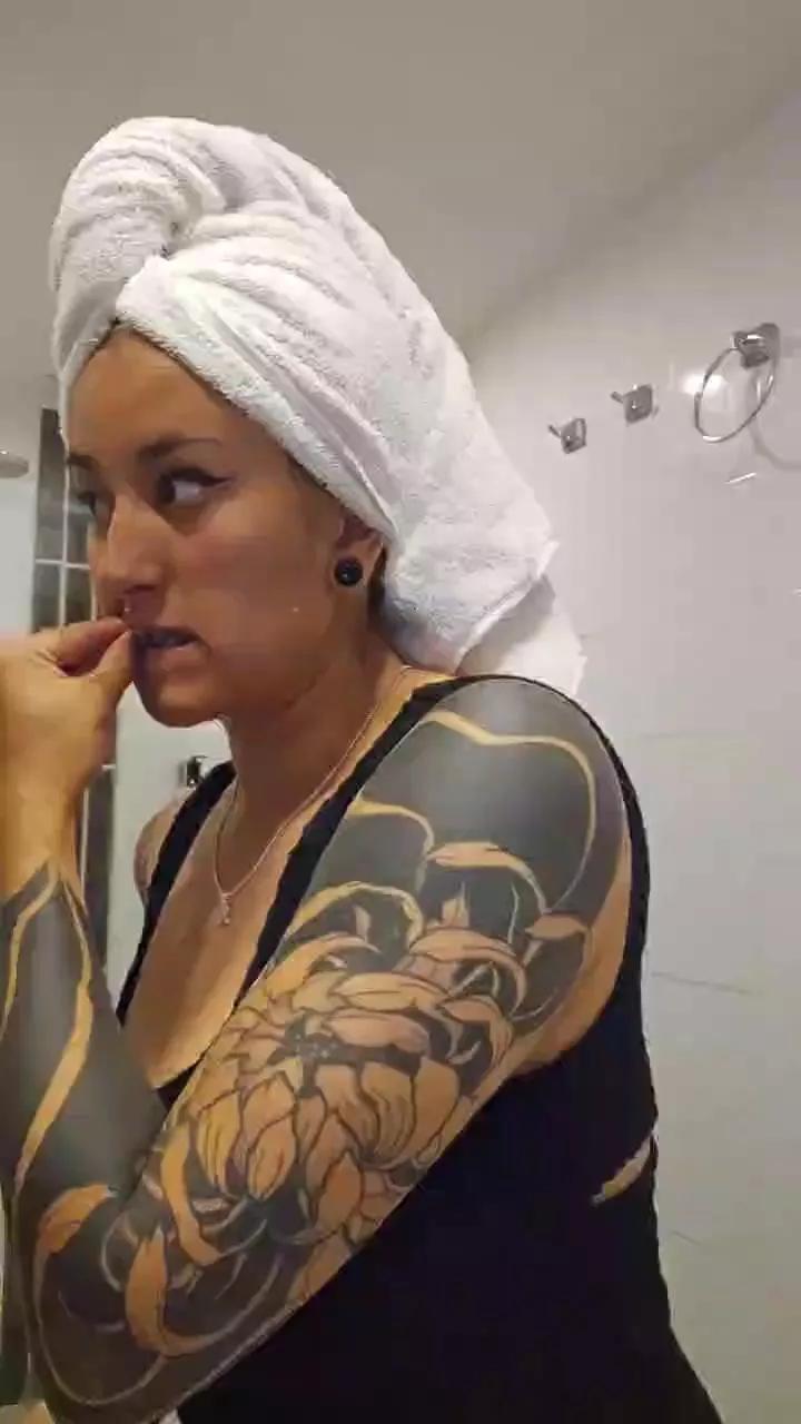 Kitty_goddess on Cam4 