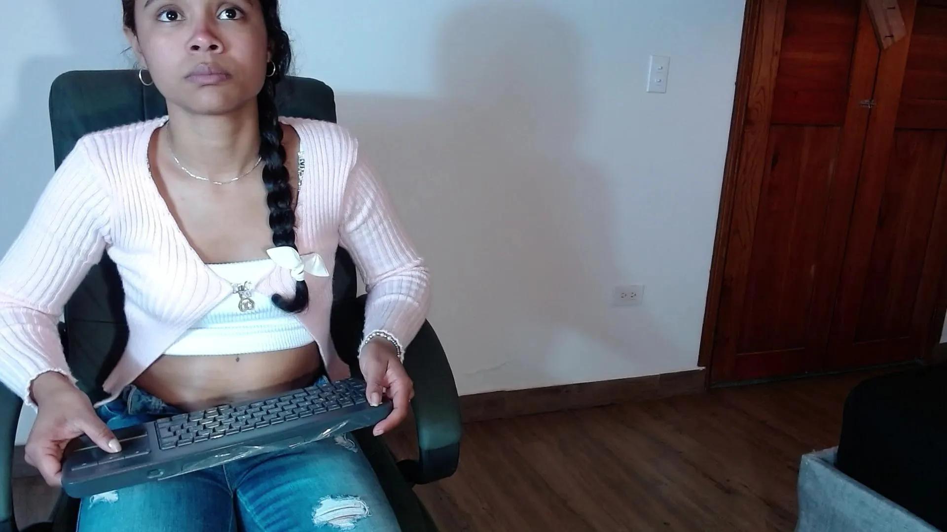 Offline kristall_06 on Cam4