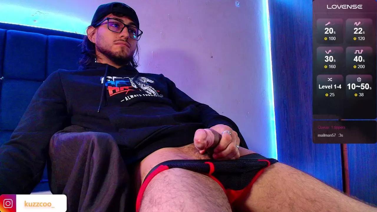 kuzzco on Cam4 