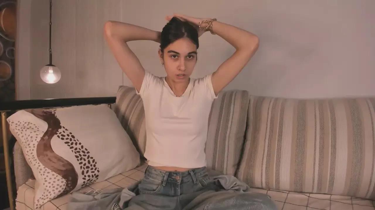 Offline labubaby on Cam4