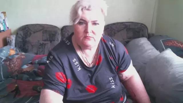 LanaCat555 on Cam4 