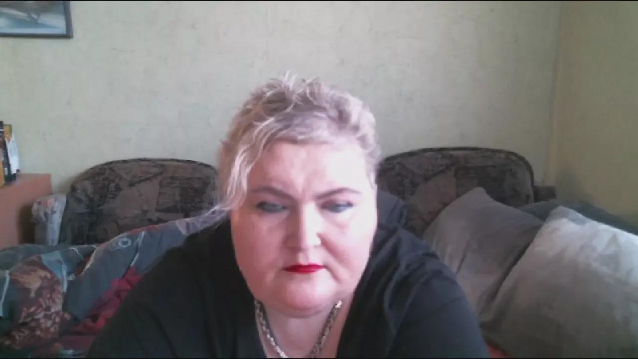 LanaCat555 on Cam4 