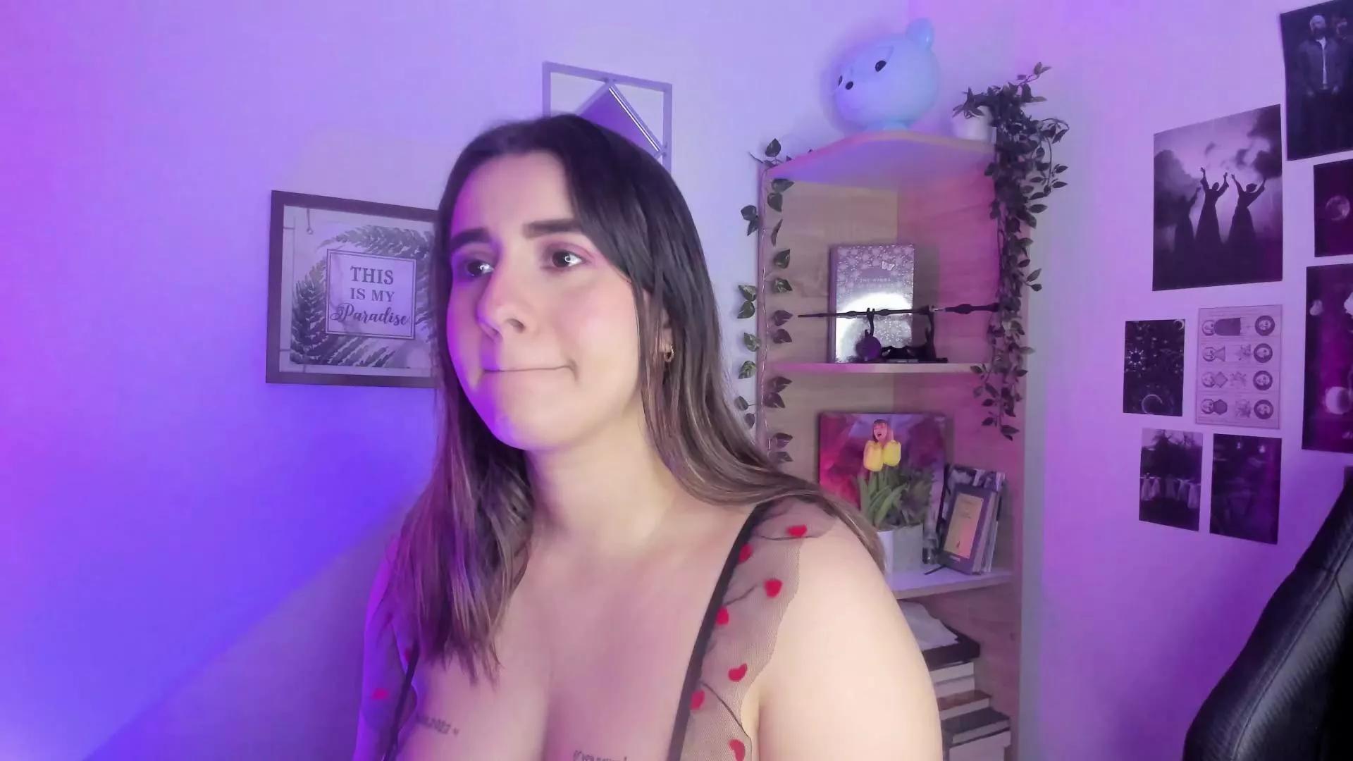 LanaHerondale_ on Cam4 