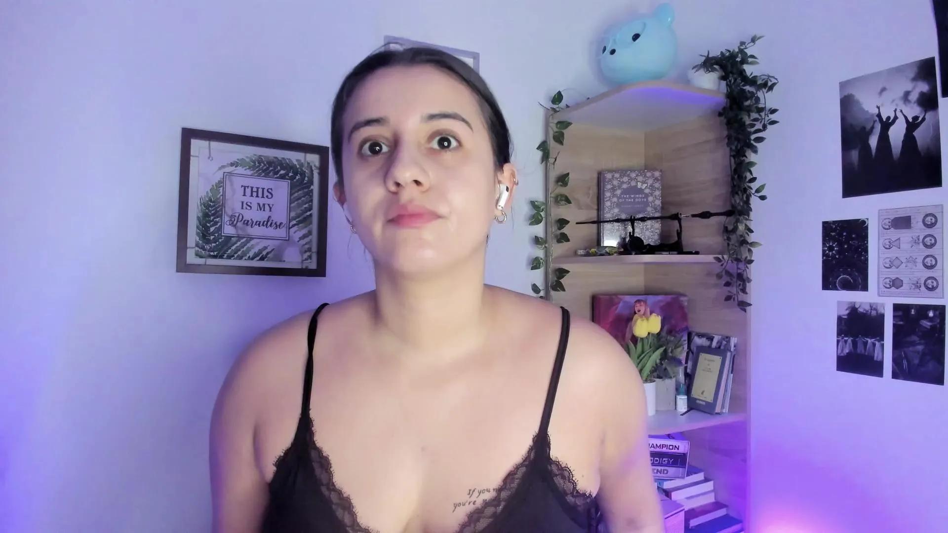 LanaHerondale_ on Cam4 