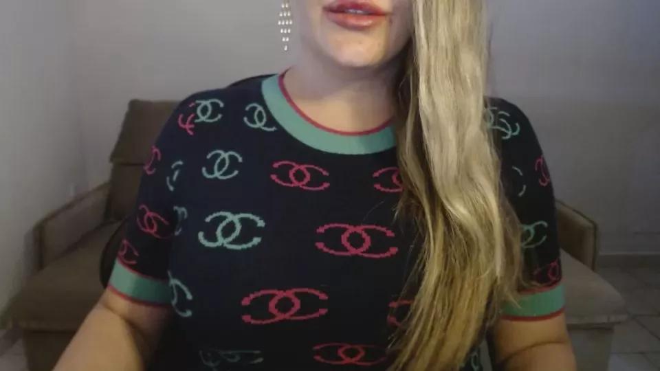 larablonde on Cam4 
