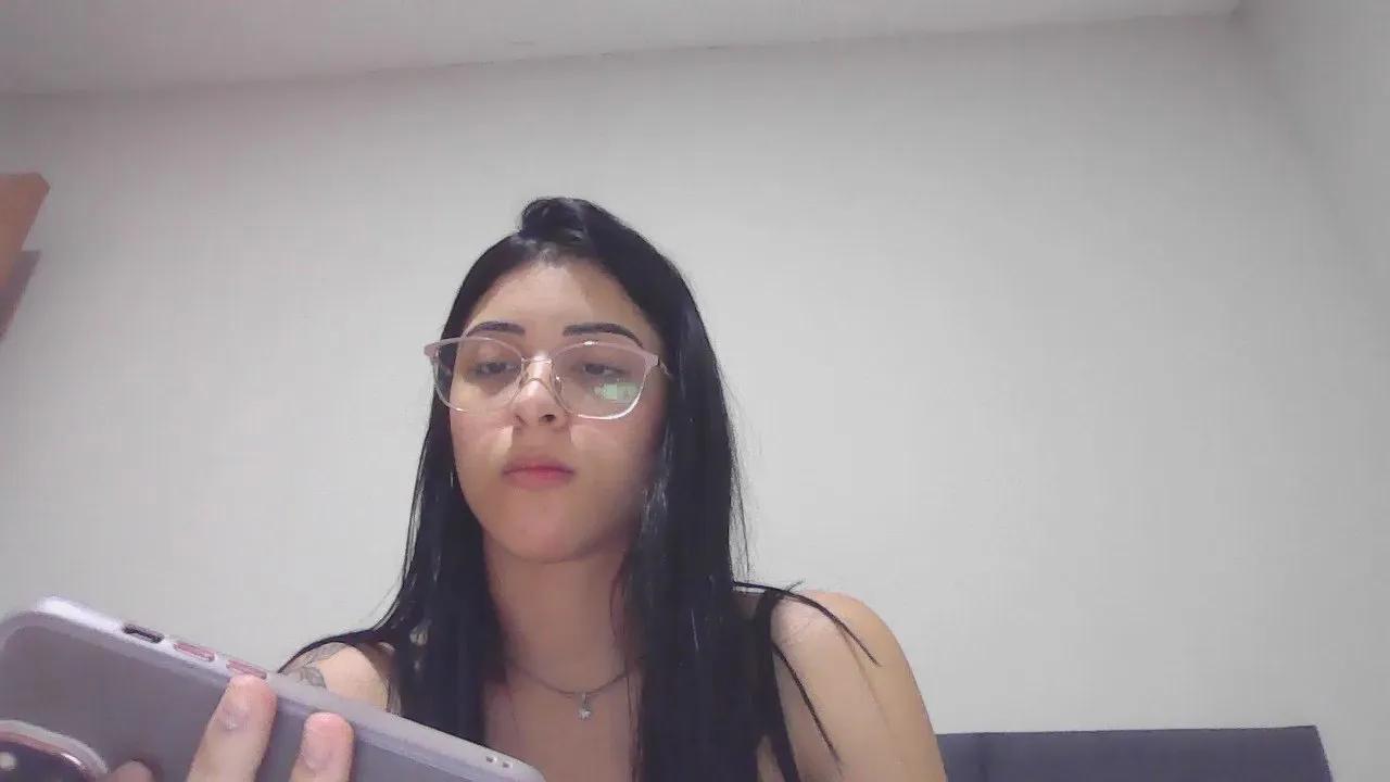 Offline lariarrudinha on Cam4