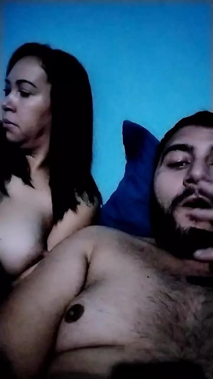 LarissafogozaA2 on Cam4 