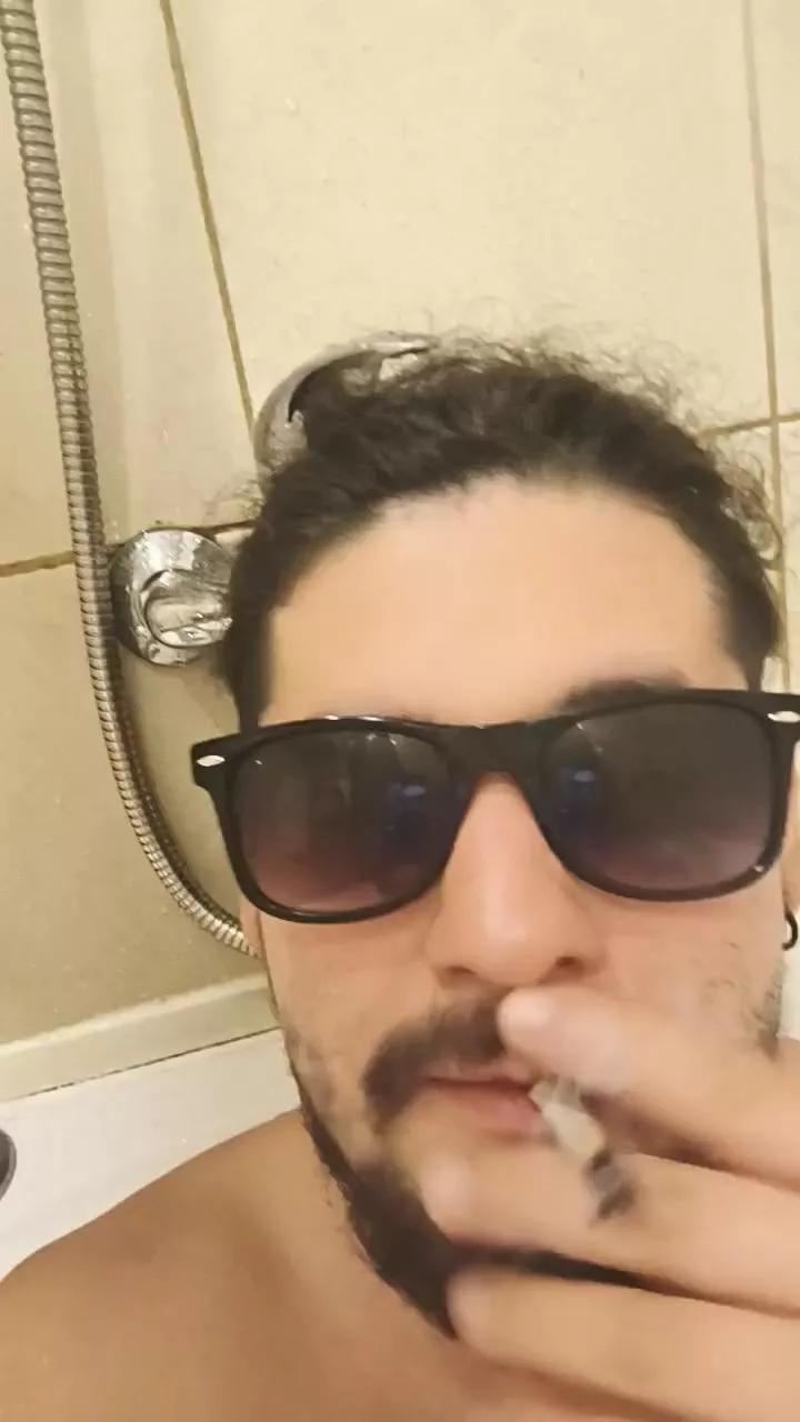Latimboy69 on Cam4 