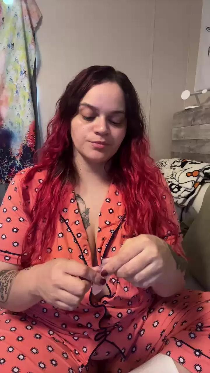 LatinaBeba on Cam4 