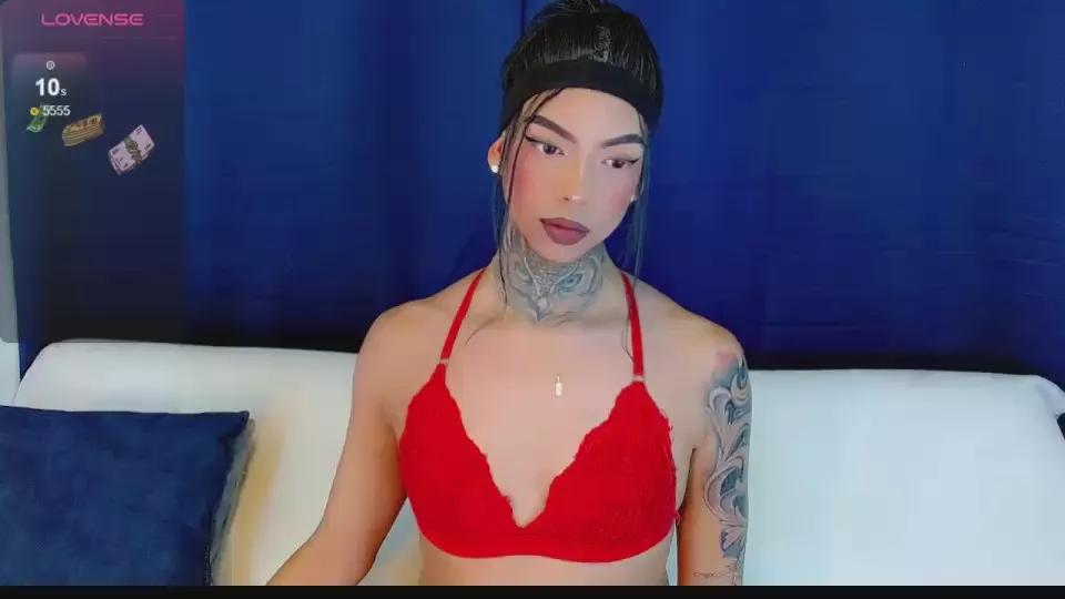laurasweett18 on Cam4 