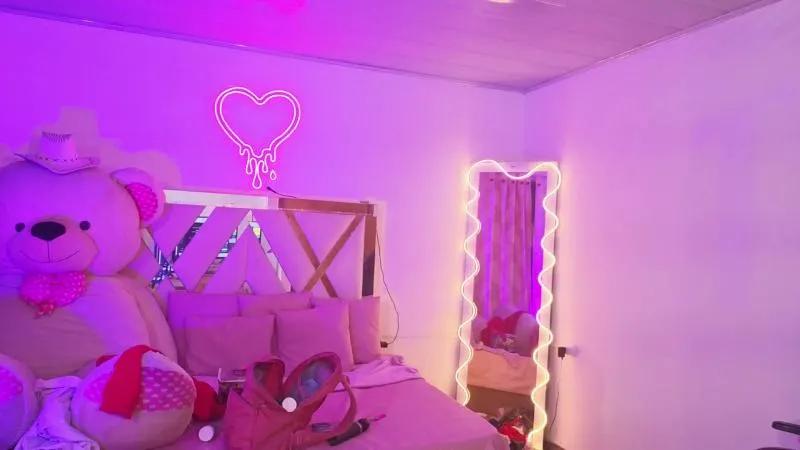 Laylafoxy_tay on Cam4
