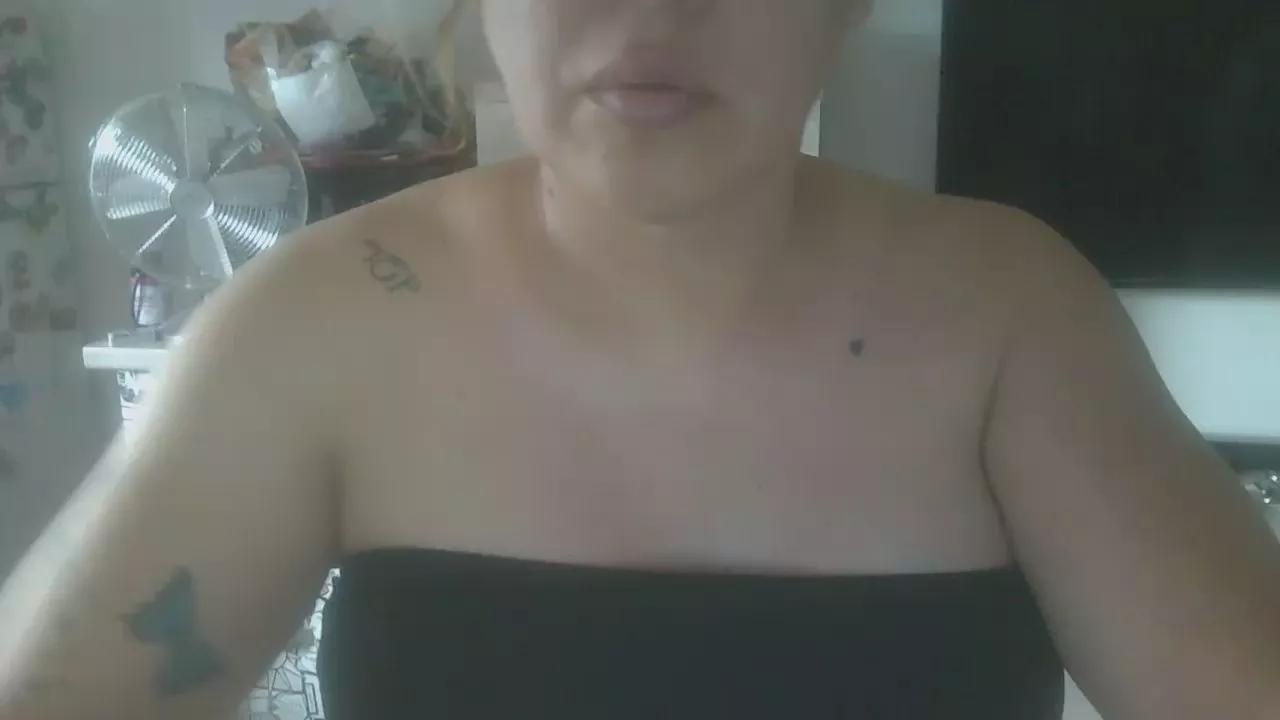 laylasan071 on Cam4 