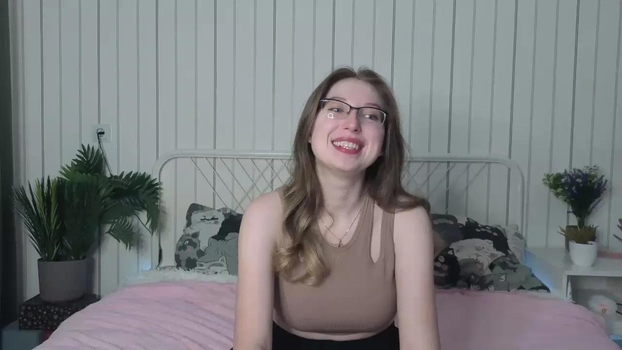 Offline LeighannViereck on Cam4