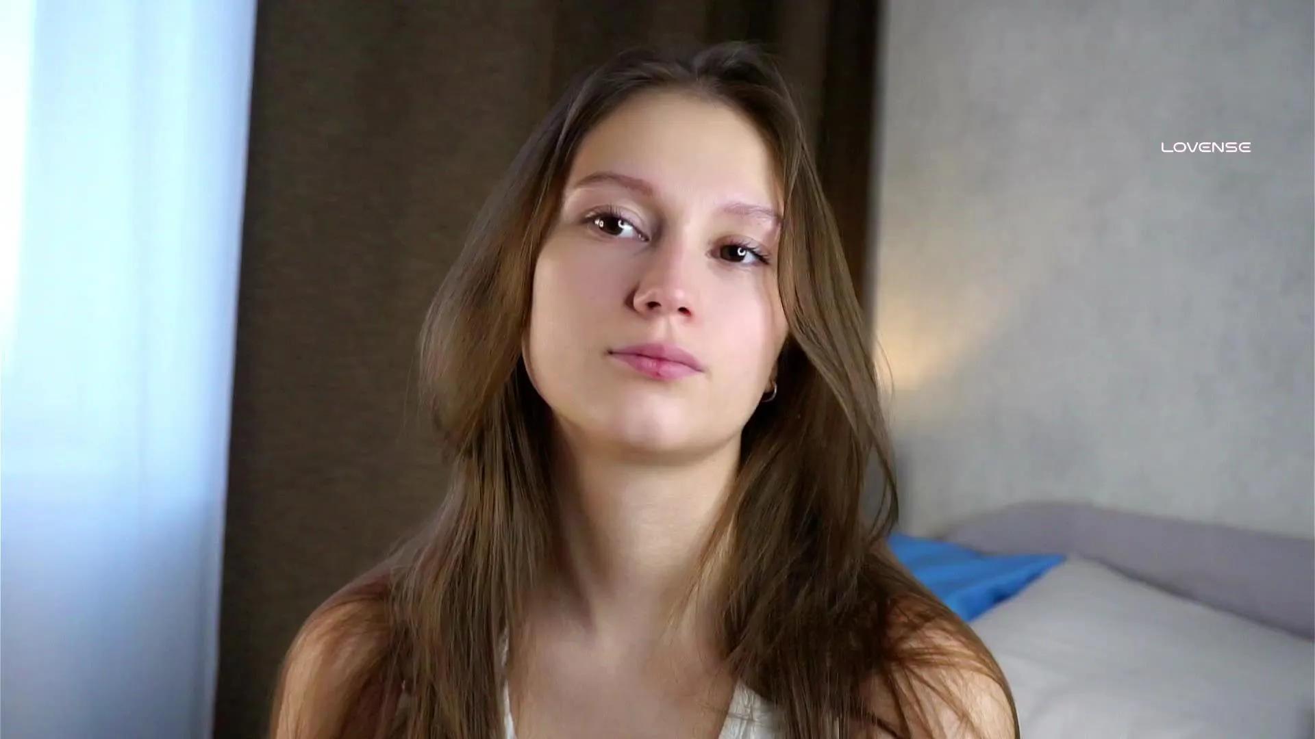 Offline LettieDilgard on Cam4