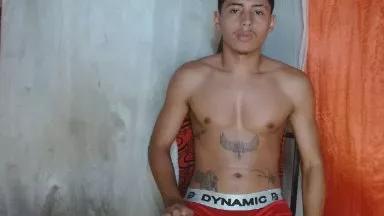 Offline Lil_condor_bby1 on Cam4