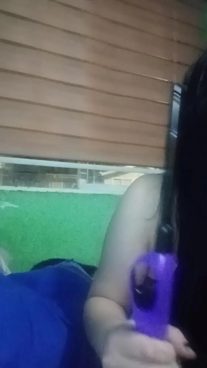 LilayBlue on Cam4 