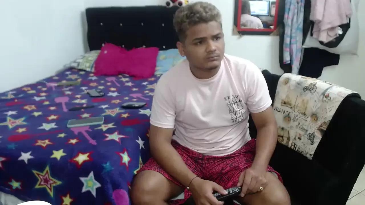 lili_latina on Cam4 