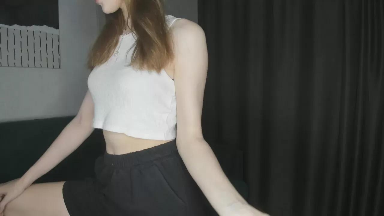 LilliAlllin on Cam4 