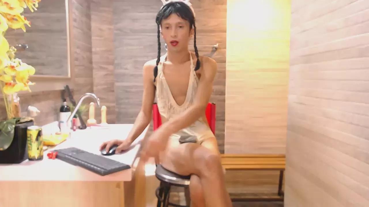 Lily_Dreamgirl on Cam4 