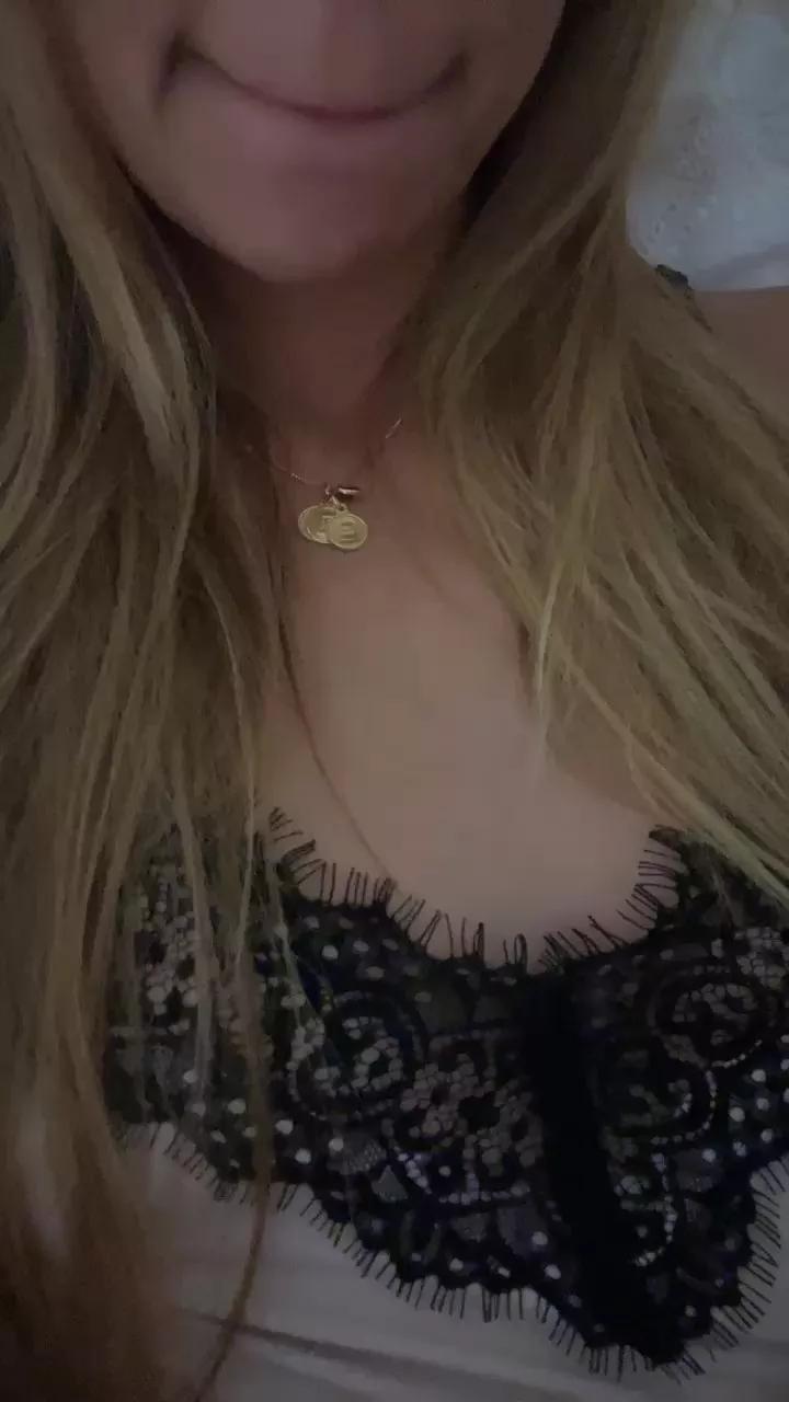 lilydangeli on Cam4 