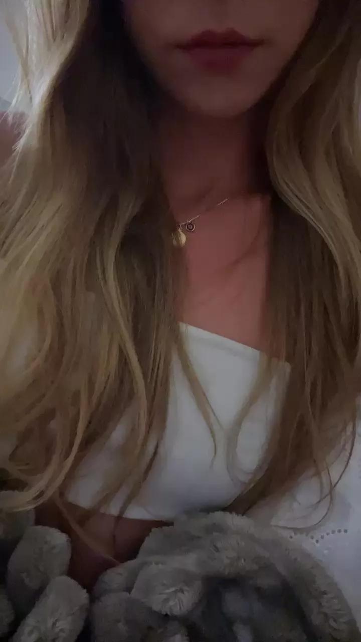 lilydangeli on Cam4 