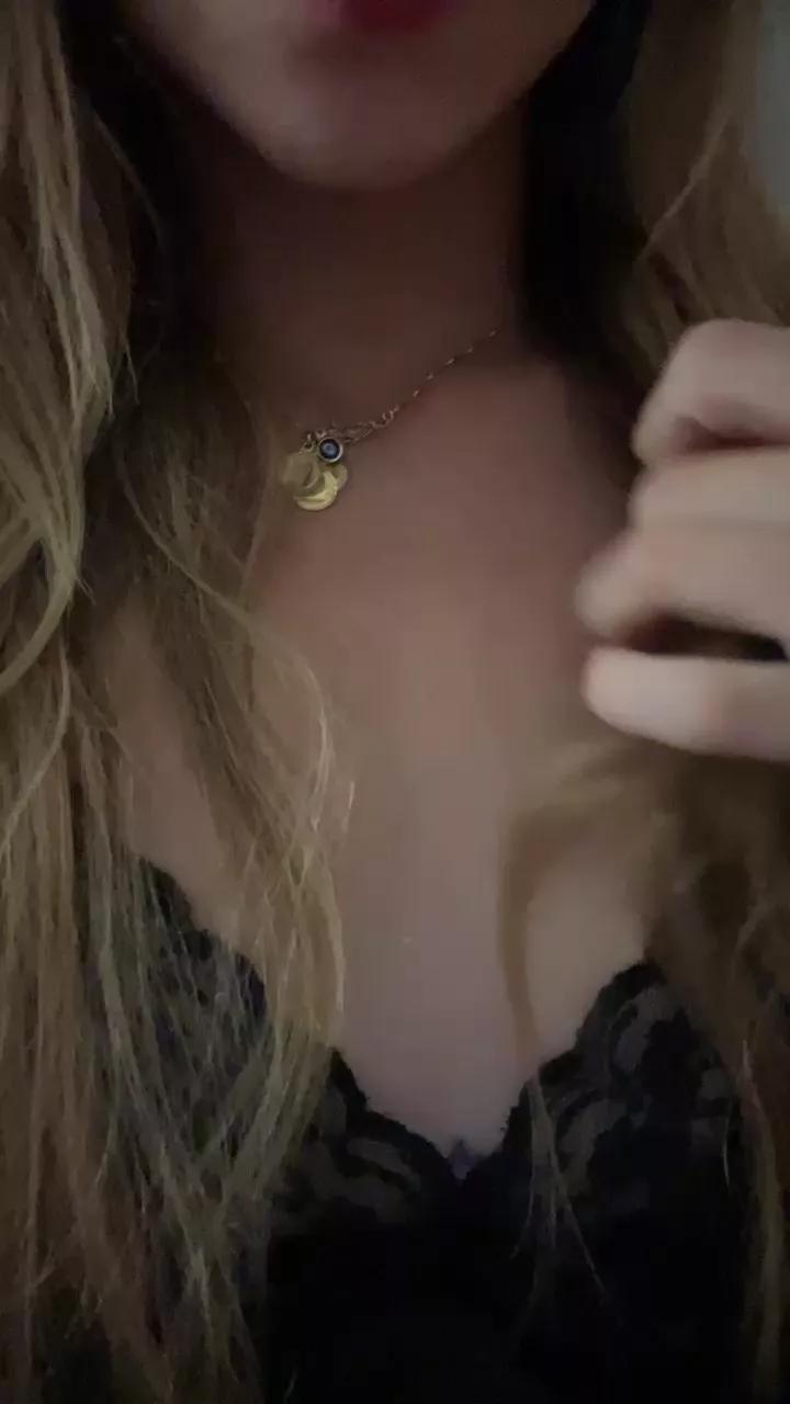 lilydangeli on Cam4 