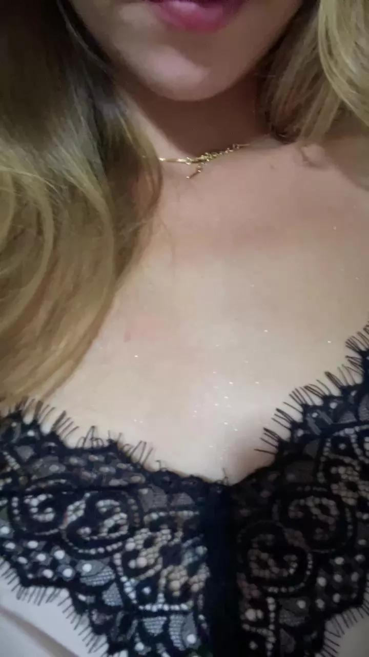 lilydangeli on Cam4 