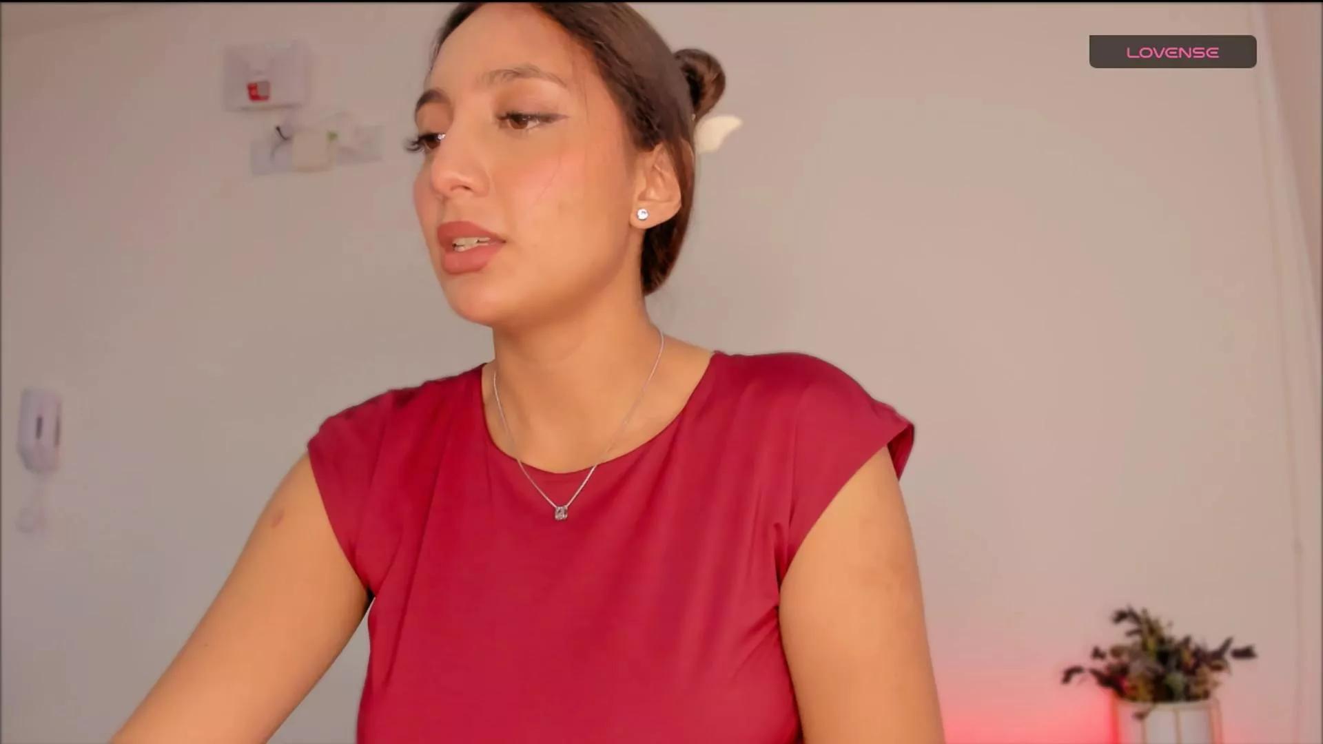 LilyGarcia on Cam4 