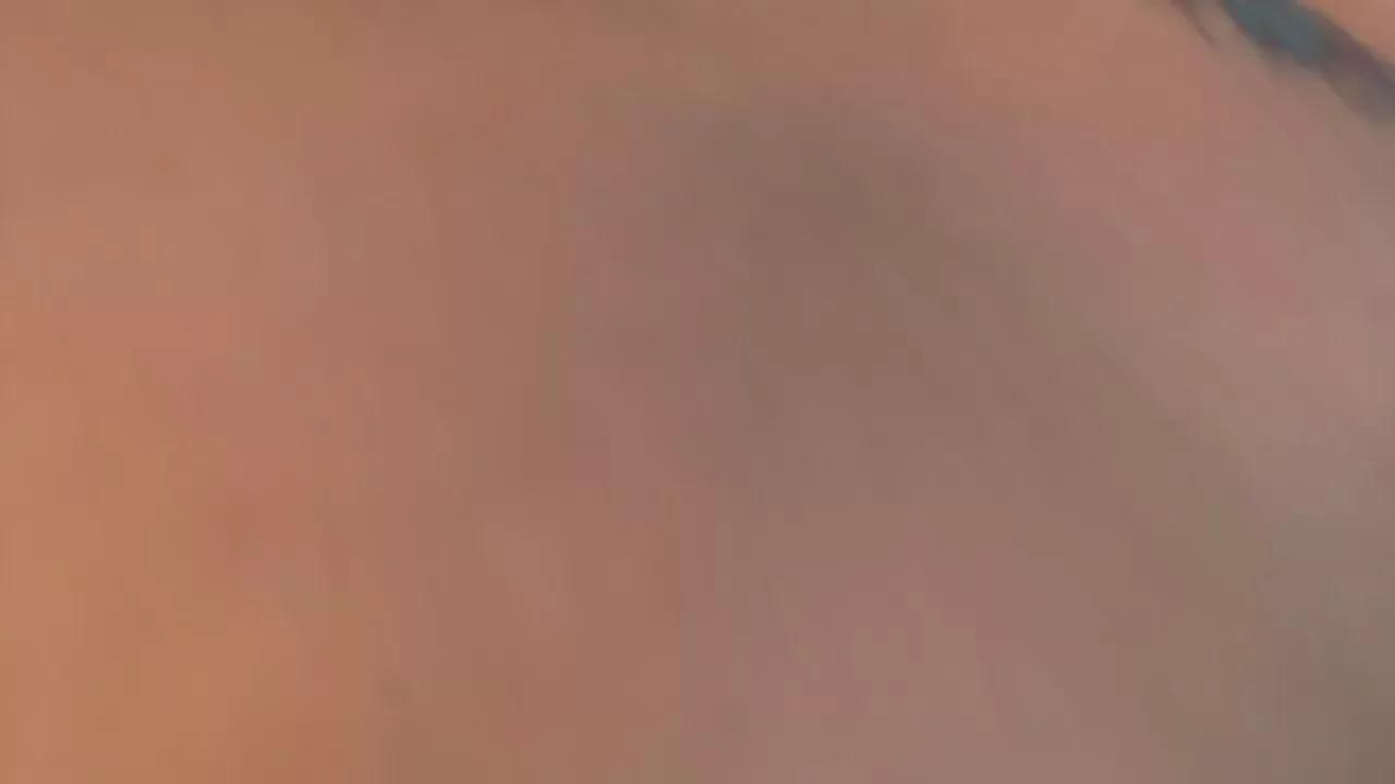 Offline Linger_39 on Cam4