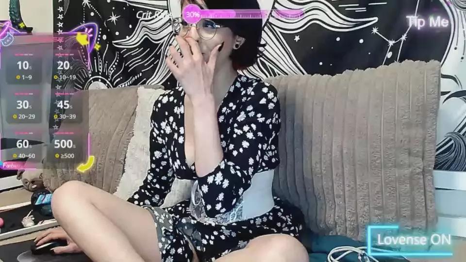 LisandreVenale on Cam4 
