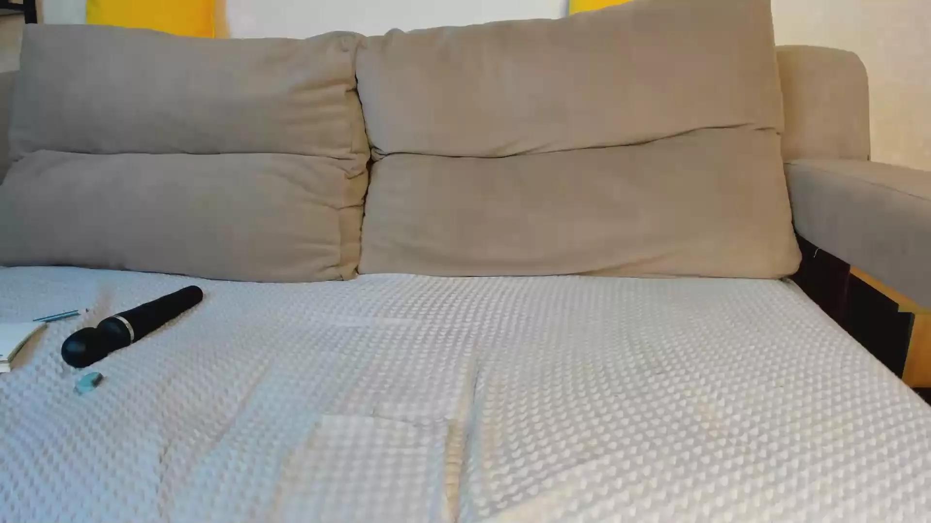 Offline Little_Chips on Cam4