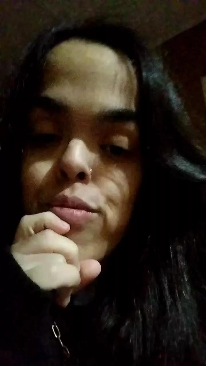 Littleegirl69 on Cam4 