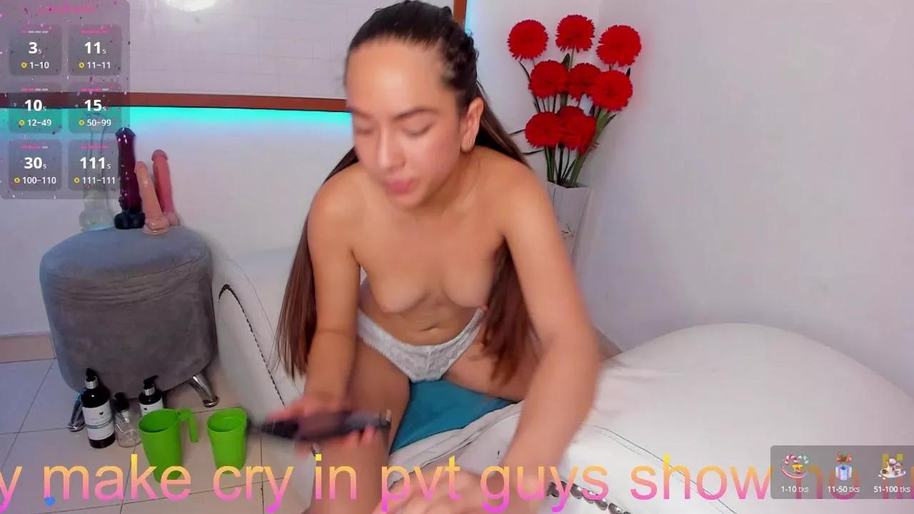littlepearl1 on Cam4 