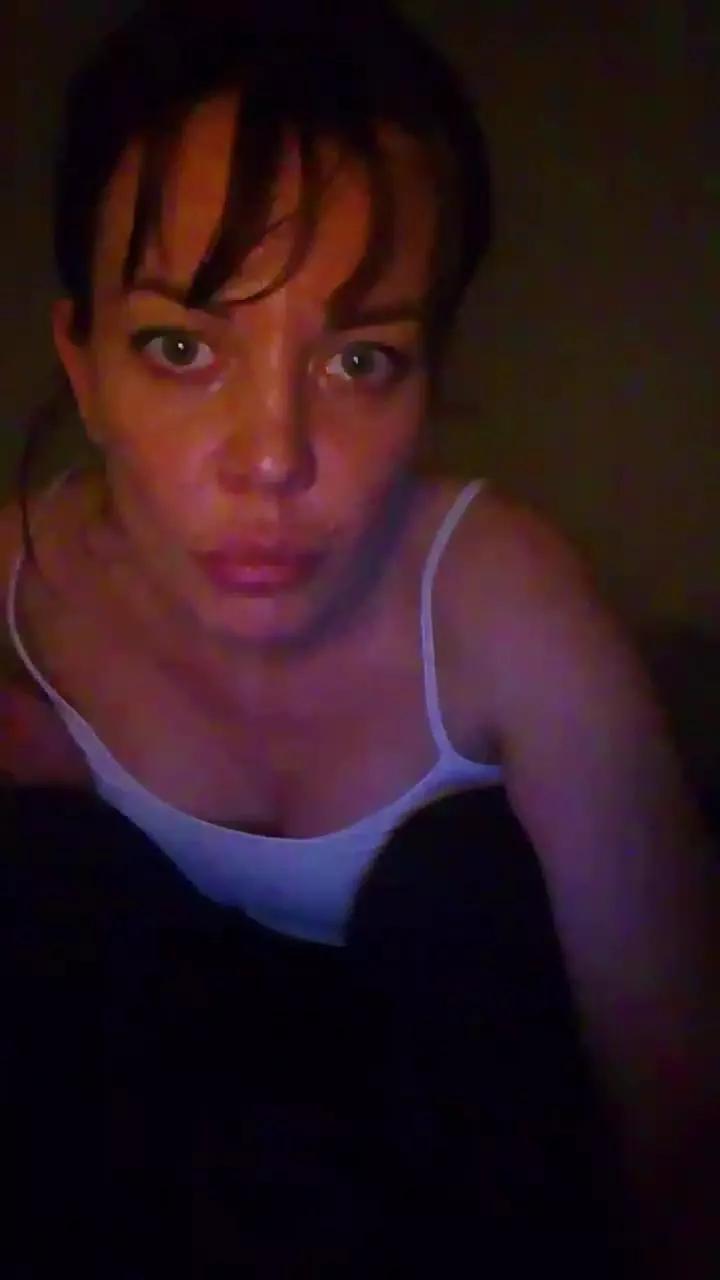 liviaju2 on Cam4 