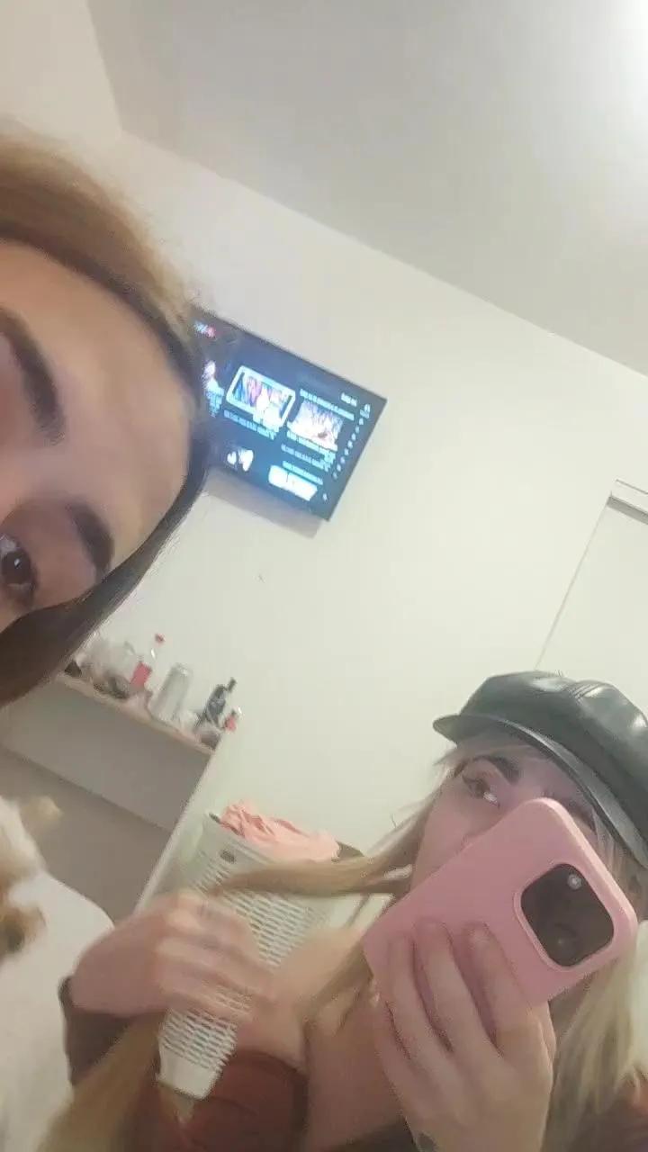 Llorapija on Cam4 