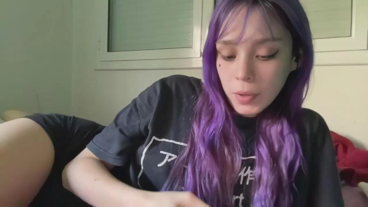 loleta_petite on Cam4 