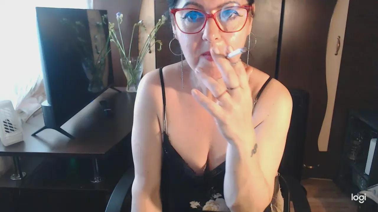 LollaGreate on Cam4 
