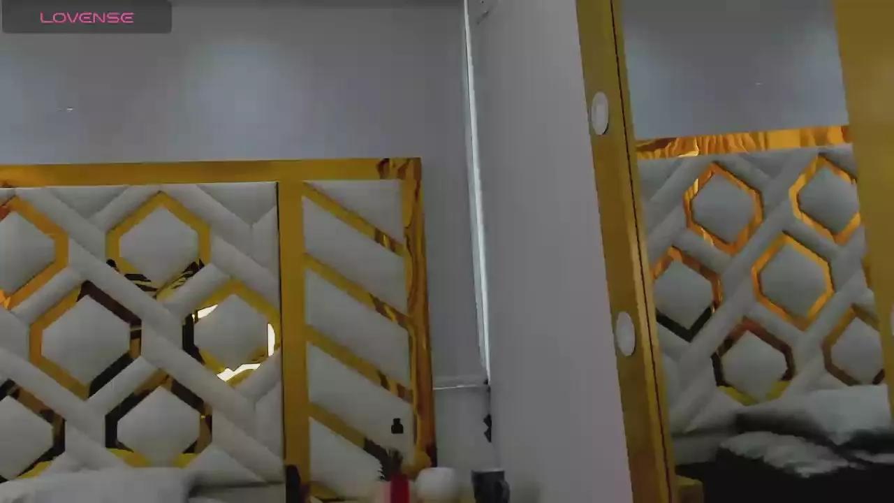lolyyuno on Cam4 