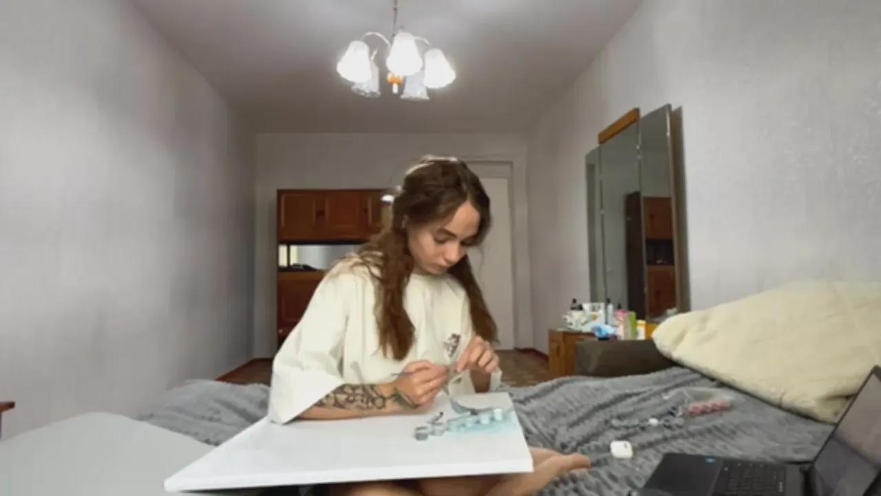 LonnaBrillhart on Cam4 