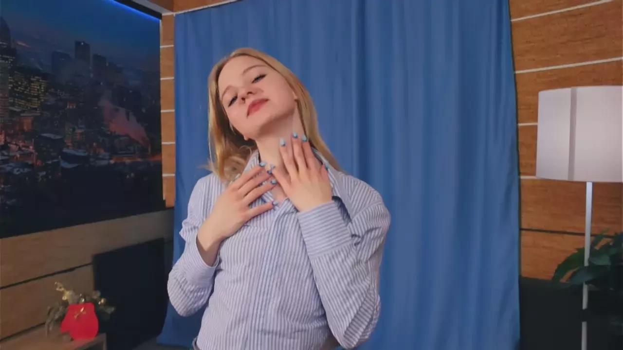 LoraEddy on Cam4 