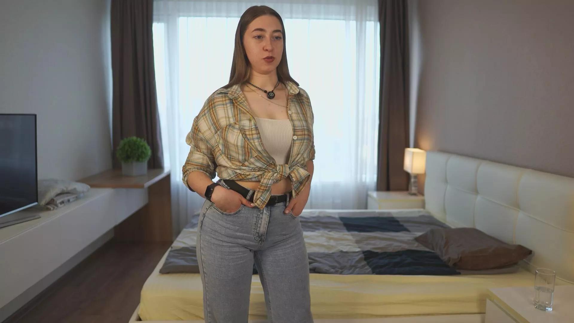 LorettaBones on Cam4 