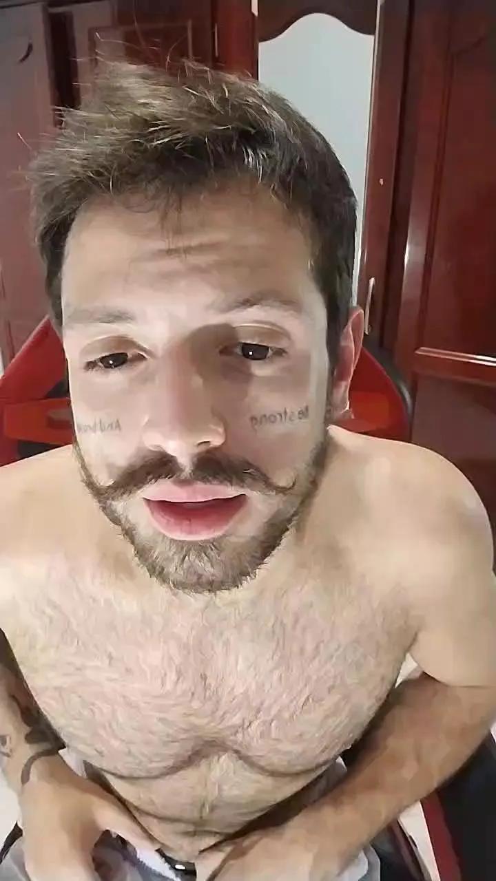 luccasKonigxxx on Cam4 