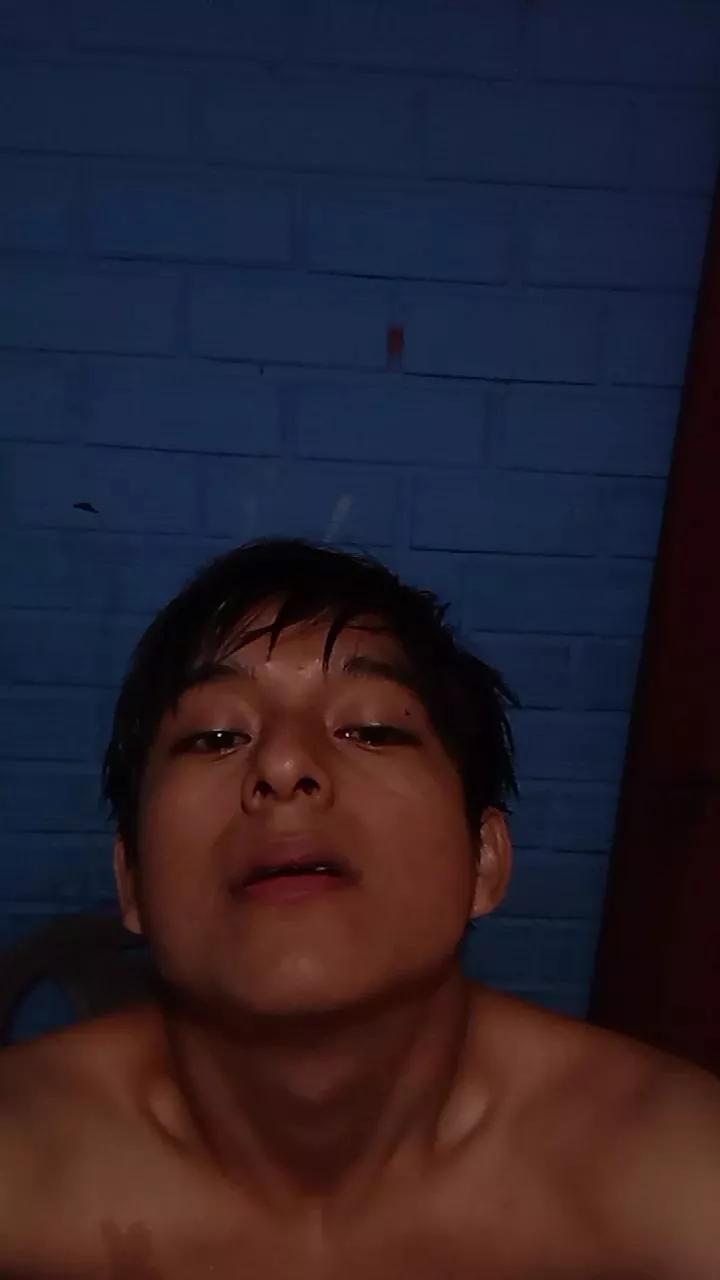 Luis_Armando18 on Cam4 