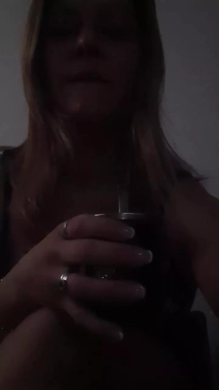 Lulabazan2 on Cam4 
