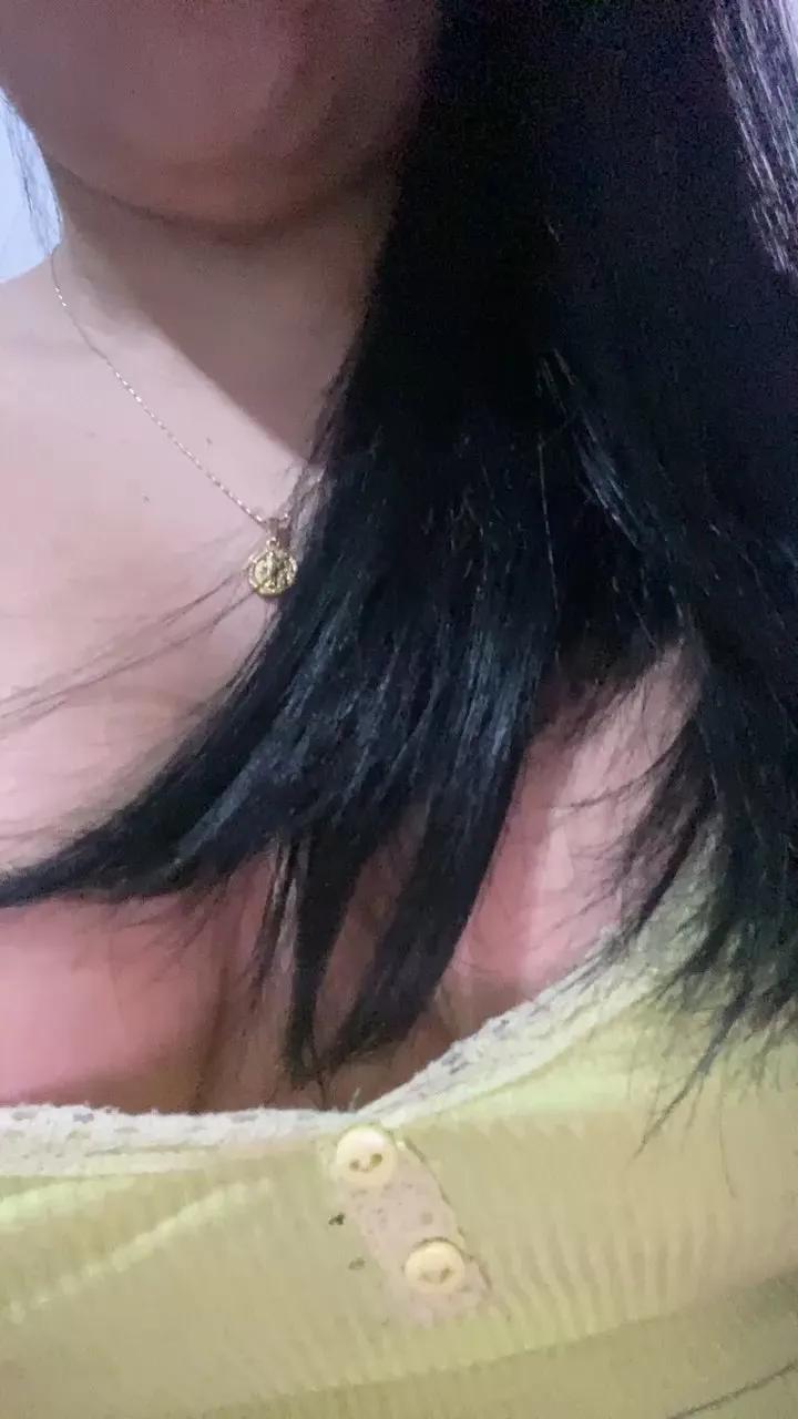 Offline Luluuuhot on Cam4