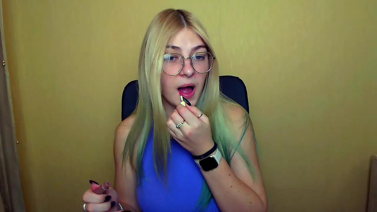 Luna_Lush_ on Cam4 