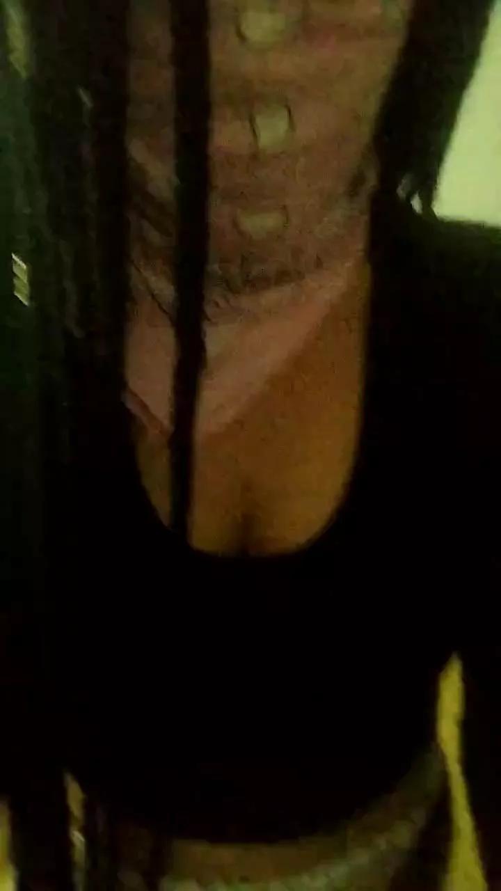 LunaMorena944 on Cam4 