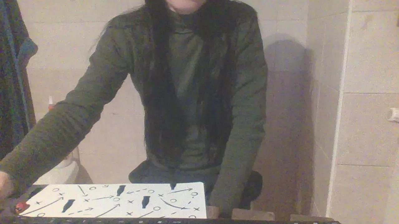 luxxuriax on Cam4 