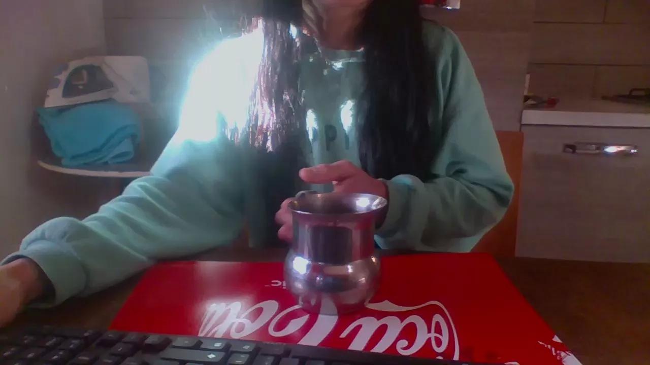 luxxuriax on Cam4 
